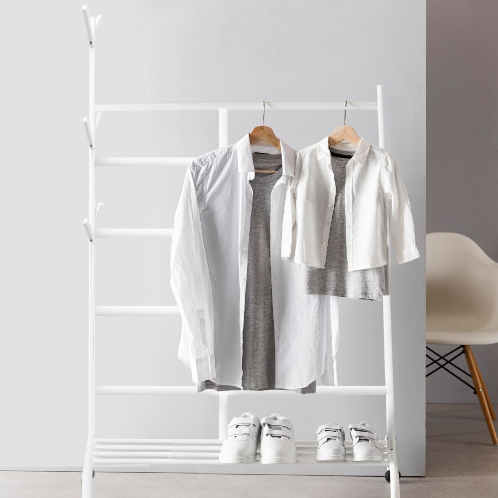 SALDO: Perchero colgador multiusos de bambú blanco